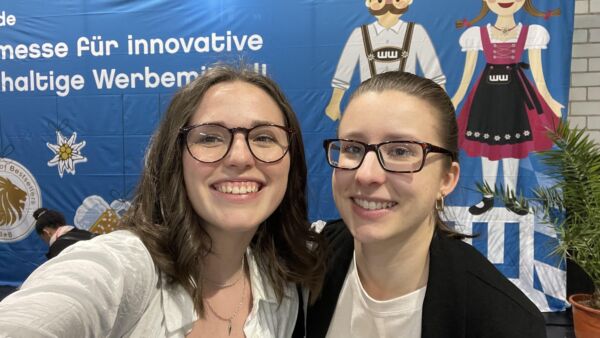 Amelie Burghart & Jenny Mittenzwei Amelie Burghart & Jenny Mittenzwei